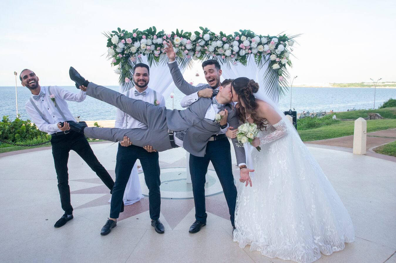 Del 4 al 6 de septiembre,en el Hotel Nacional de Cuba, llega la segunda  edición de EXPOBODAS HABANA 2025, dedicada a bodas de destino. 📆El 4 y 5  presentaciones, rondas de negocios, image size:1349x896