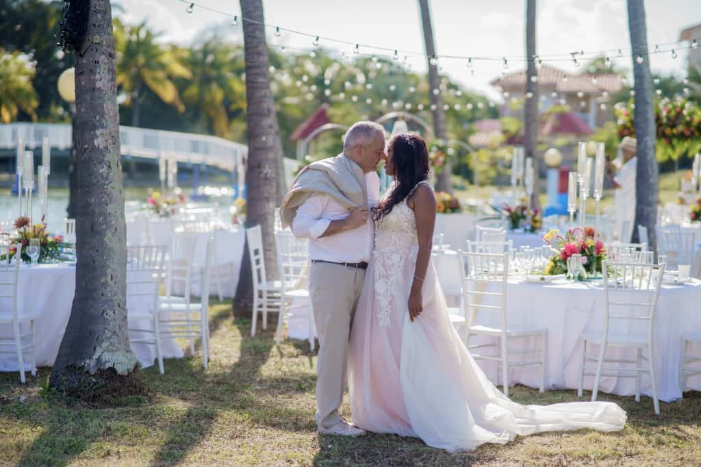 Elegant weddings and Cuban traditions
